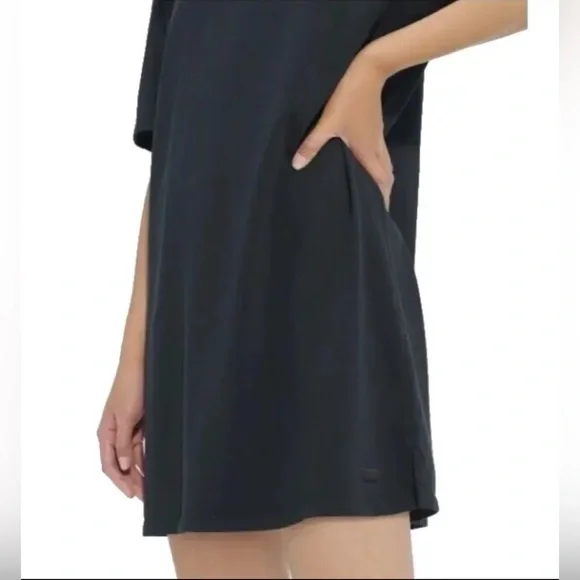 UGG Women's Zoey T-Shirt Dress Short Sleeve Organic Cotton Size M Black - Picture 3 of 9